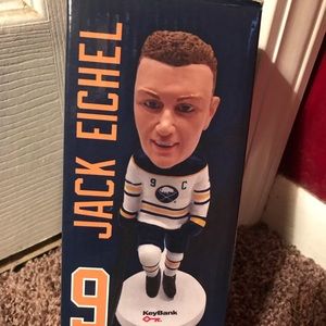 Eichel bobble head